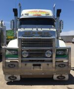 2010 Mack CLXT Superliner 6x4 Prime Mover - 4