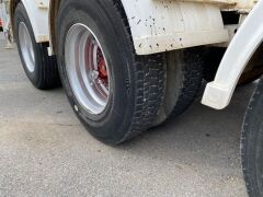 1975 Freighter Tri Axle Skeletal Trailer - 11