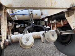 1975 Freighter Tri Axle Skeletal Trailer - 17