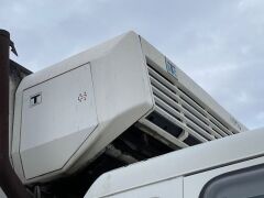 1998 Isuzu FVR900TA 4x2 Refrigerated Truck - 17