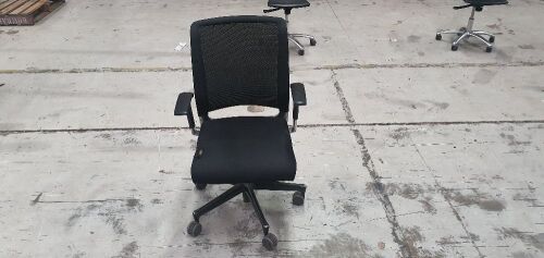 Professional ergonomics extra heavy-duty mesh office chair black