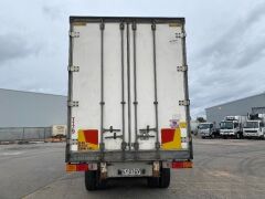 2004 Maxitrans ST3-0D Tri Axle Refrigerated Trailer - 6