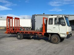 1985 Mitsubishi FK415F 4x2 Beavertail Truck - 2