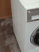 Sent to Lloyds Fisher & Paykel 8kg Condenser Dryer DH8060P2 - 4