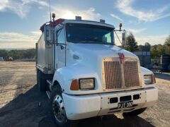 2002 Kenworth T300 6x4 Tipper Truck - 4