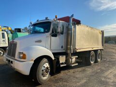 2002 Kenworth T300 6x4 Tipper Truck - 9