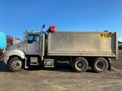 2002 Kenworth T300 6x4 Tipper Truck - 3