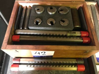 DuMont Broach Set in timber box