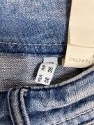 Giorgio Armani Jeans Size 30 - 9