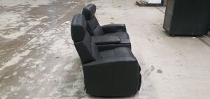 iMG NORWAY Black leather recliner (Twin seater) with arm rest in the middle - 4