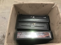 Box of 3 retail cash drawers - 2