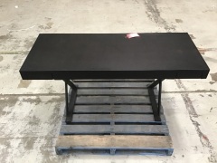 King 1600mm desk in black - 4