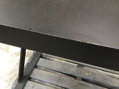 King 1600mm desk in black - 10