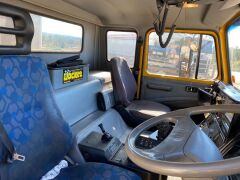 2005 International 2350G 6x4 Tipper Truck - 10