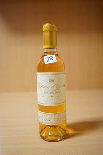 Chateau d'Yquem 1er Cru Classe Sauternes 1996 Half Bottle (1x 375ml),Valuation Price: $288