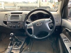 11/2013 Toyota Hilux KUN26R 4WD Dual Cab Utility - 10