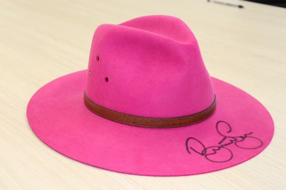 akubra pink