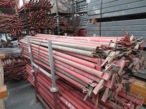 Quantity of 90 Quick Stage Scaffold in Stillage, Ledgers 2400mm L