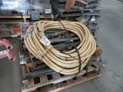 Pallet with Handrail Stanchions, 1000mm L, approx 20 & 1 x Roll of Air Hose 1