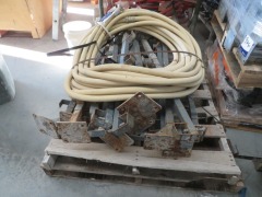 Pallet with Handrail Stanchions, 1000mm L, approx 20 & 1 x Roll of Air Hose 1 - 2