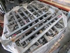 Pallet with Handrail Stanchions, 1000mm L, approx 65 - 2