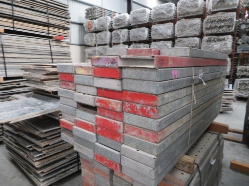 Quantity of 40 Gal Scaffold Planks, 1800mm L