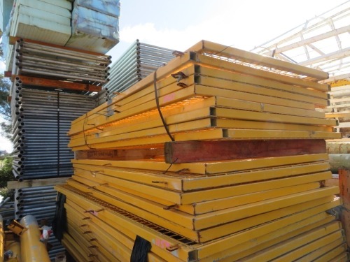 Quantity of 8 Metal Screens, Yellow, 2400 x 1200mm