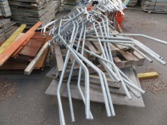 Quantity of Security Fence Offsets, 1800mm H - 2