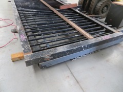 Quantity of 2 Metal Gates Industrial Size with Spear Points and Rollers at Base, 3900 x 2100mm H - 2