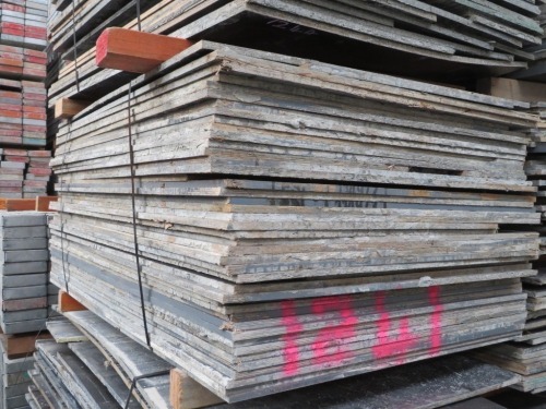 Quantity of 1 Pack of Formwork Ply, 1800 x 1200mm, 40 x Sheets, some Shorts