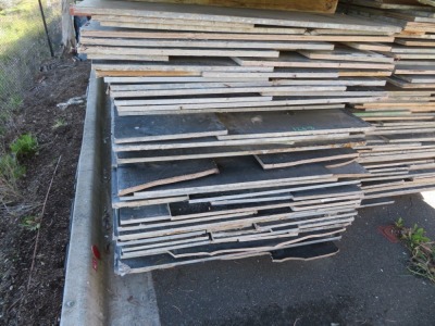 Quantity of 1 Pack of Formwork Ply, 2400 x 1200mm, some Shorts