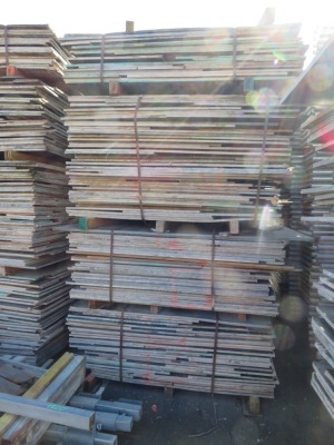 Quantity of 4 Packs of Formwork Ply, 1800 x 1200mm, with some Shorts