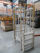 Aluminium Platform, missing Base, 900 x 200 x 2000mm H - 2