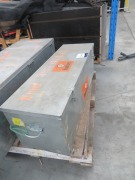 Empty Metal Tool Box, 1140 x 400 x 400mm - 3