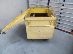 Mobile Industrial Tool Box, with Lifting Equipment