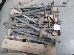 Pallet containing 16 x Handrails for Scaffolding - 2