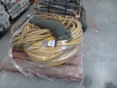 Large Quantity of Air Hose on Pallet - 2