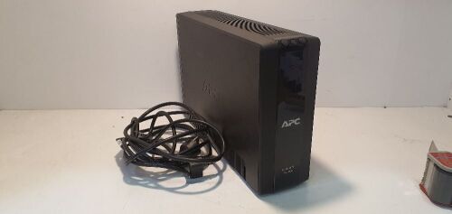APC BR900Gl back up Pro 900 cord included