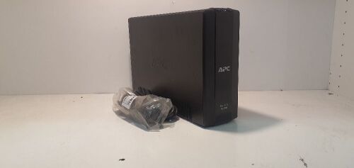 APC BR900Gl back up Pro 900 With accessories (In Box)