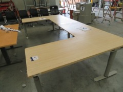 2 x L Shaped Desks, 1 x 1750 x 1280mm & 1 x 1750 x 750mm