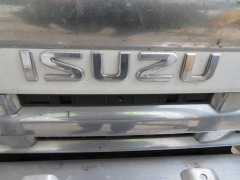 "Unreserved" - 2011 Isuzu NPR 400 Long 4 x 2 Tray Truck - 12