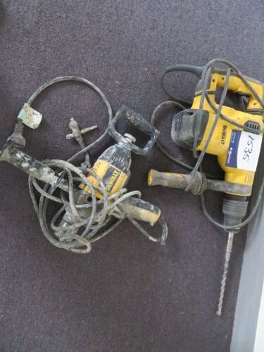 2 x Dewalt Drills. Condition unknown