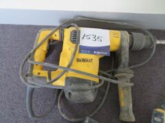 2 x Dewalt Drills. Condition unknown - 2