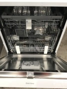 LG QuadWash White Dishwasher XD5B14WH *Item not boxed* - 3