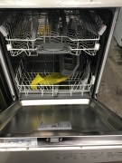 Bosch Serie 2 ActiveWater 60cm Freestanding Dishwasher SMS40E08AU *Used item* - 3