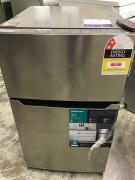 Hisense 92L Top Mount Refrigerator HR6TF92S *Not boxed* - 2