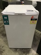 Hisense 120L Bar Fridge - White HR6BF121 *Not boxed* - 2