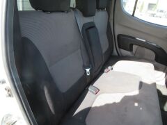 2012 Mitsubishi Triton 4WD GLX Dual Cab Chassis Tray Canopy 5 Speed Manual 2.5L Turbo Diesel 209,680 Kilometres - 21