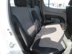 2014 Mitsubishi Triton GLX 4WD Dual Cab Chassis Tray, 5 Speed Manual Diesel 160,173 Kilometres - 22