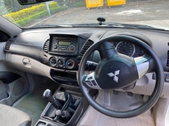 2013 Mitsubishi Triton GLX 4WD Dual Cab Chassis Tray Canopy 5 Speed Manual 2,5L Turbo Diesel 150,027 Kilometres - 10